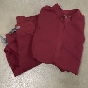 FIG SCRUB SET - Maroon